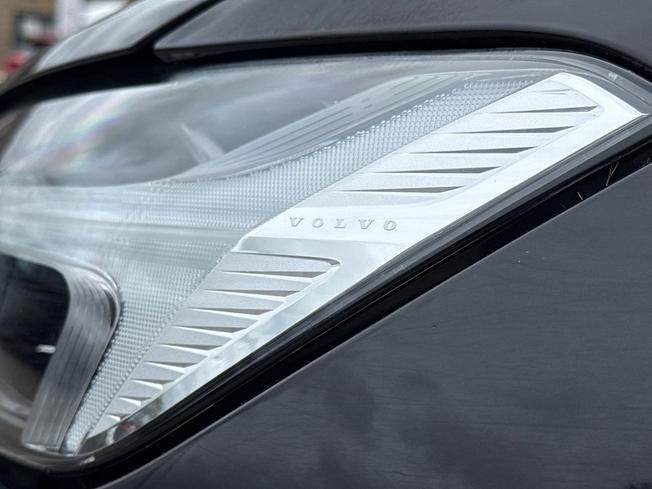 VOLVO XC60 Photo 37