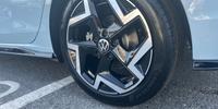 Volkswagen Golf Photo 29