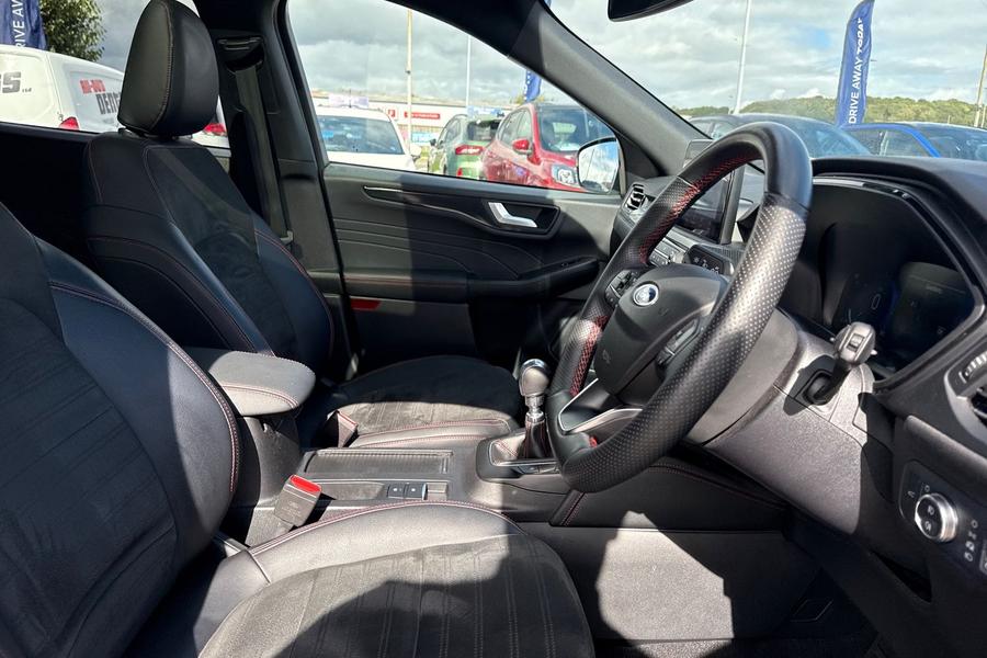 Ford KUGA Photo autoimg-5ac8c6b3b526507284a85b915fd44d00a1be7150.jpg