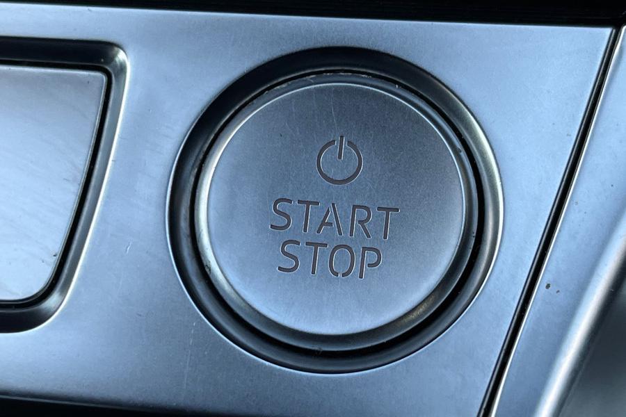 Audi e-tron Photo autoimg-5acb3b05251bbff4f3037997e135790661064632.jpg