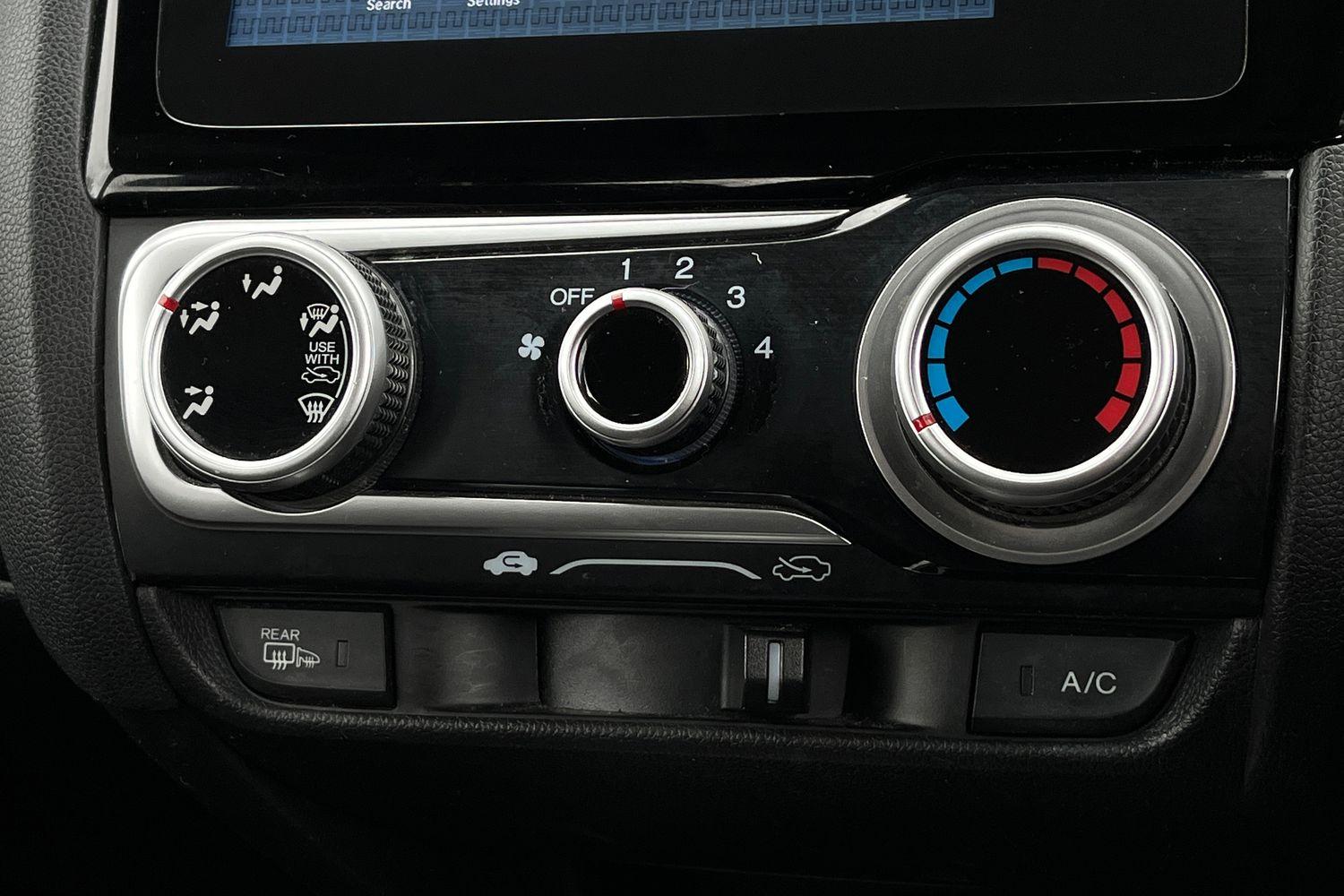 Honda Jazz Photo 29