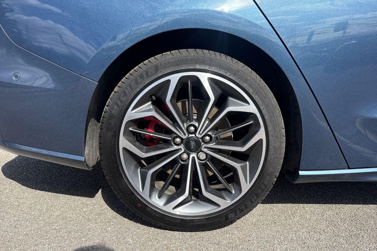 Ford FOCUS Photo 7