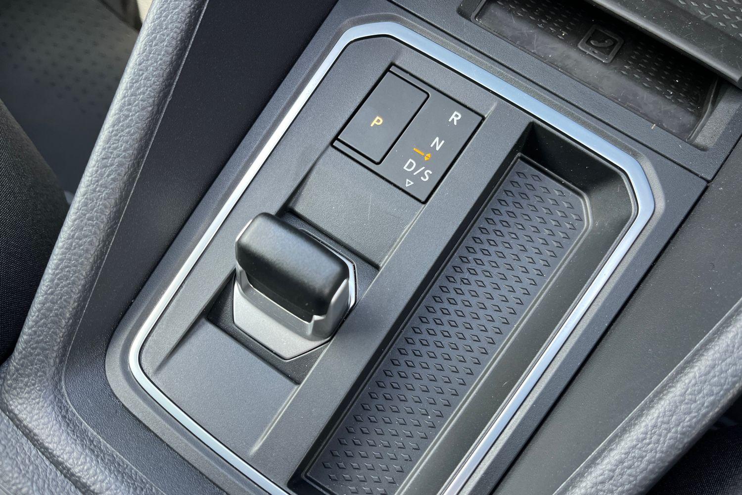 Ford TRANSIT CONNECT Photo 34