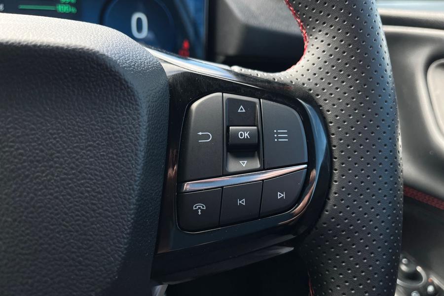 Ford Puma Photo autoimg-5ad0c253c530d48bb7592d13fdc52e8c15a3f9f1.jpg
