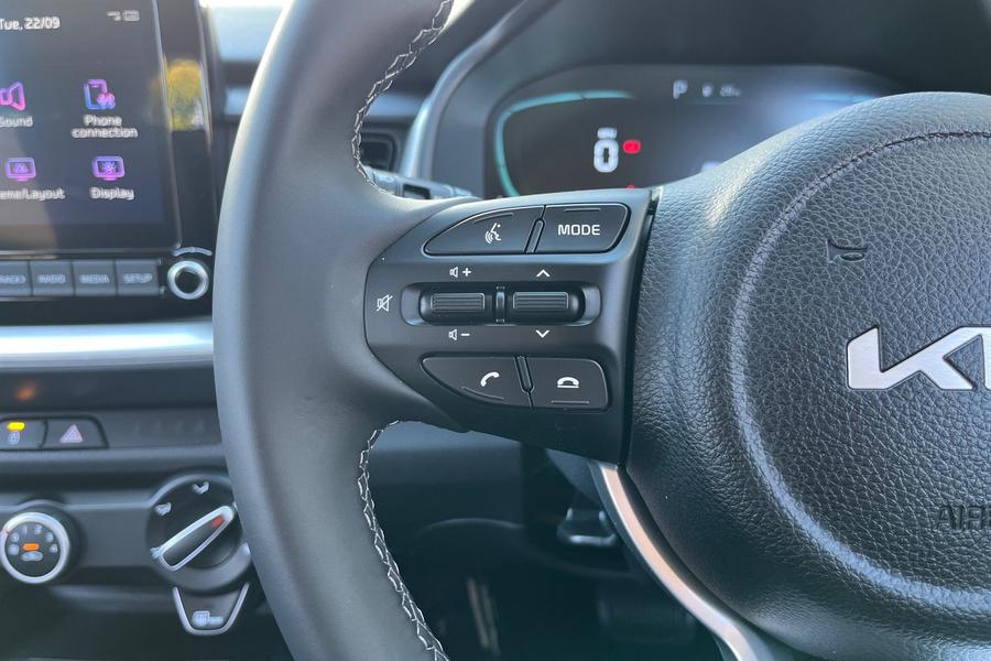 Kia Stonic Photo autoimg-5ad0fa93e3d38136b01a7f23ede78c6de5337ff1.jpg