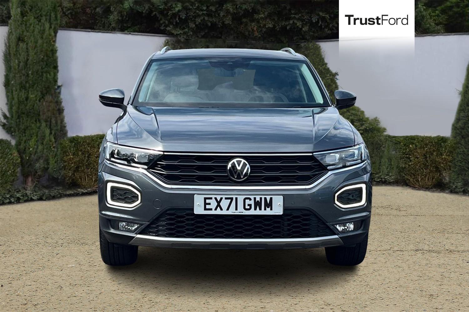 Volkswagen T-Roc Photo 5
