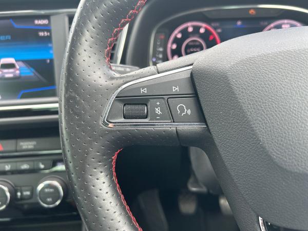 SEAT Leon Photo autoimg-5ad1debb84c6dcb9781cbb4b3ed7a221f470ad8b.jpg