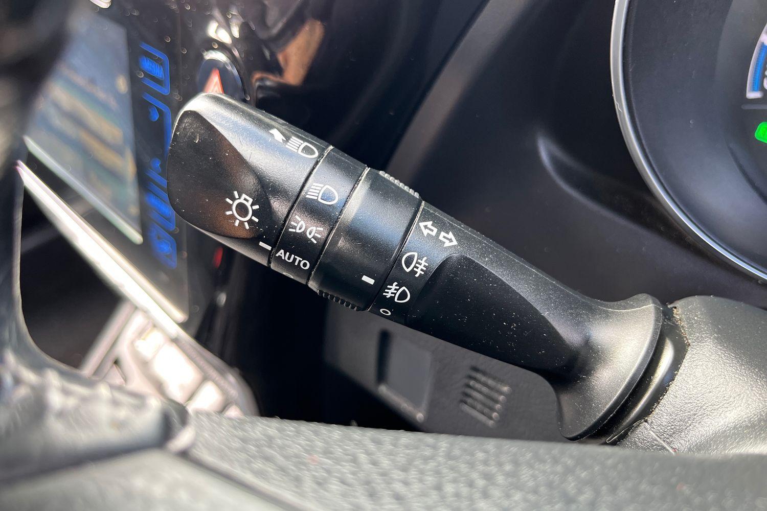 Toyota Auris Photo 13