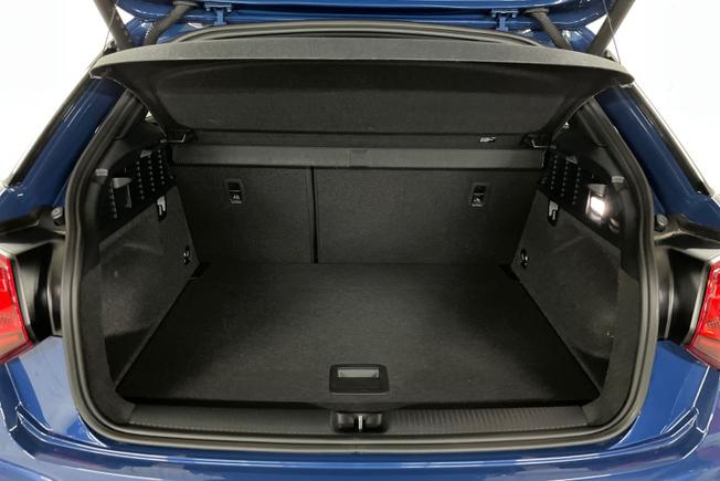 AUDI Q2 Photo 13
