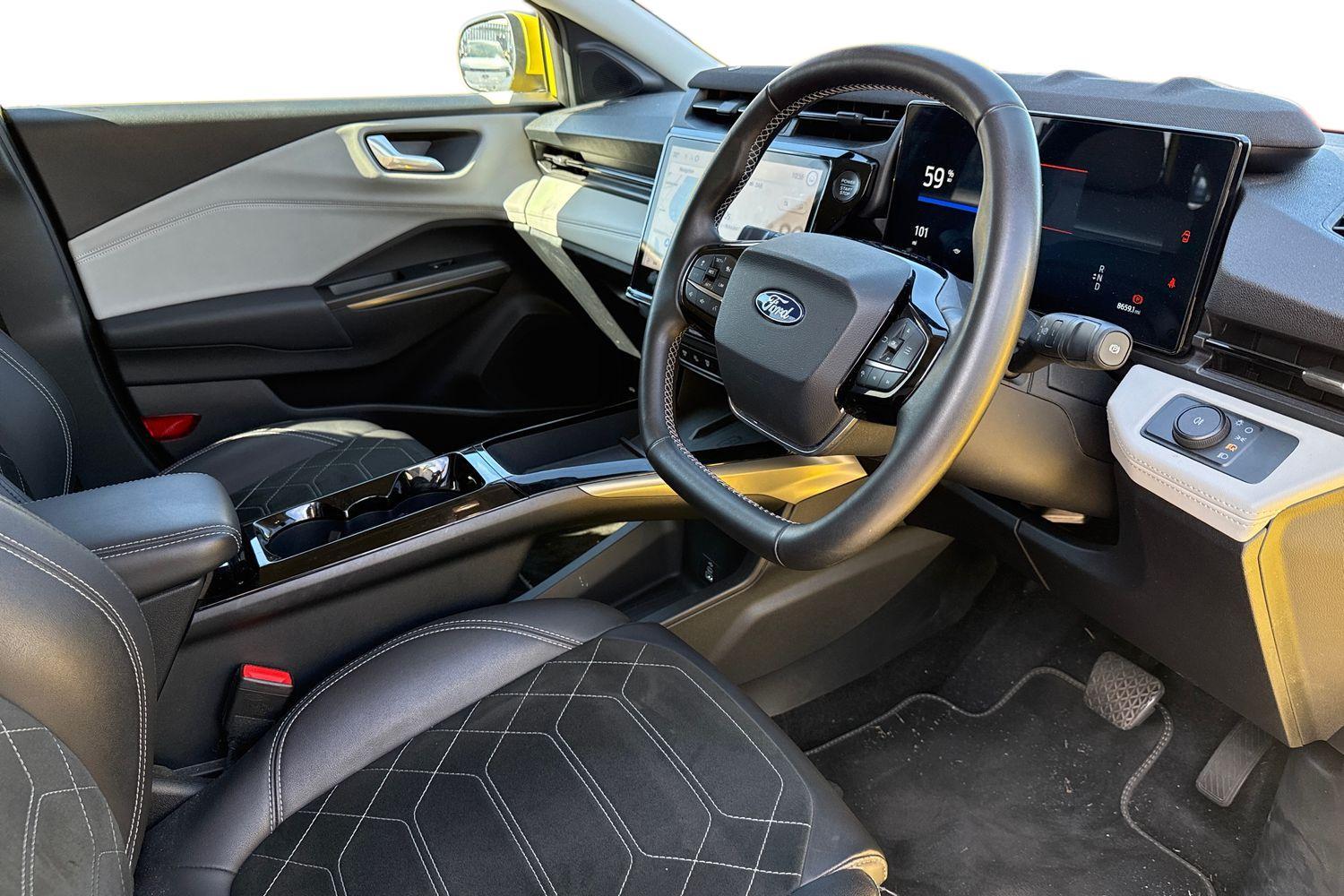 Ford Puma Gen-E Photo 8