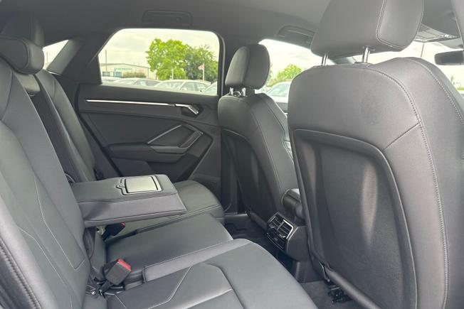 Audi Q3 Photo 46