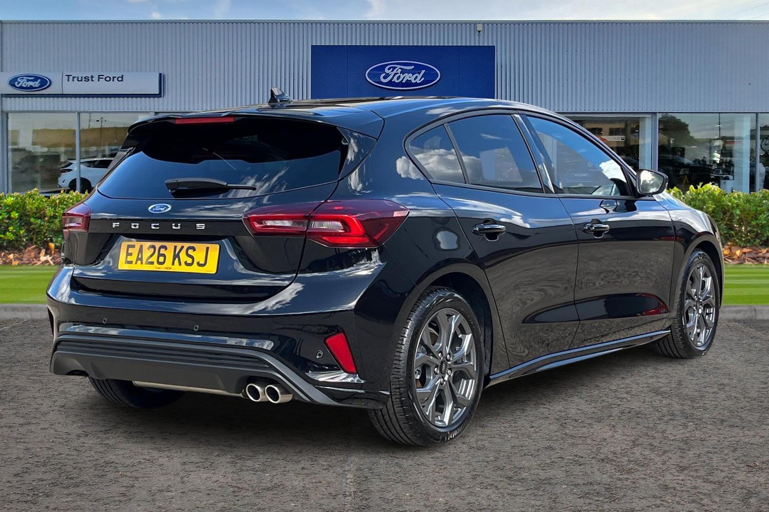 Ford Focus Photo 3
