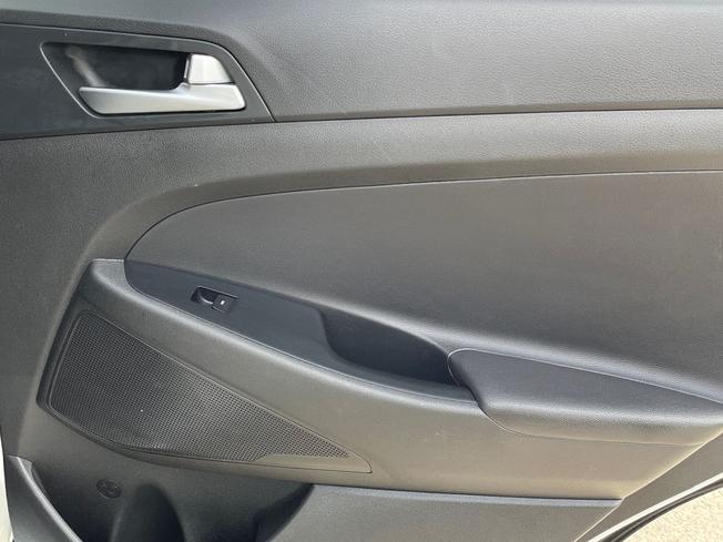 HYUNDAI Tucson Photo 32