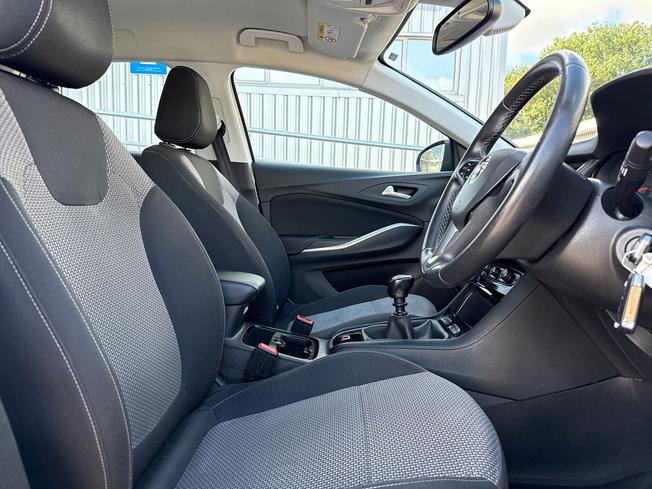 VAUXHALL Grandland X Photo 60