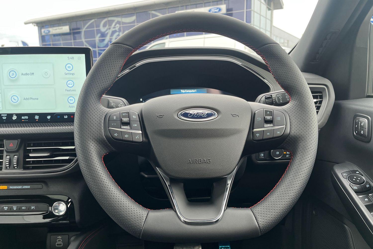 Ford KUGA Photo 11