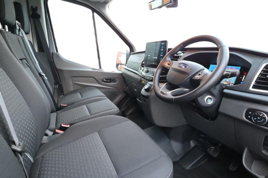 Used Ford E-TRANSIT 14