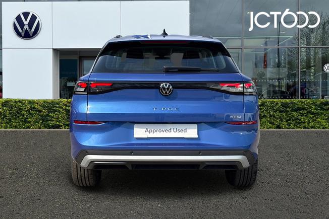 Volkswagen T-Roc Photo 7