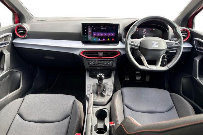 SEAT Ibiza Photo 10
