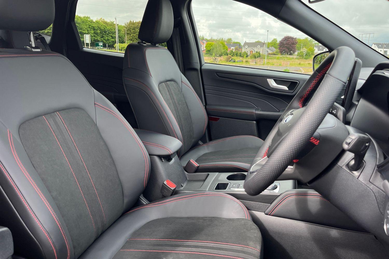 Ford KUGA Photo 16
