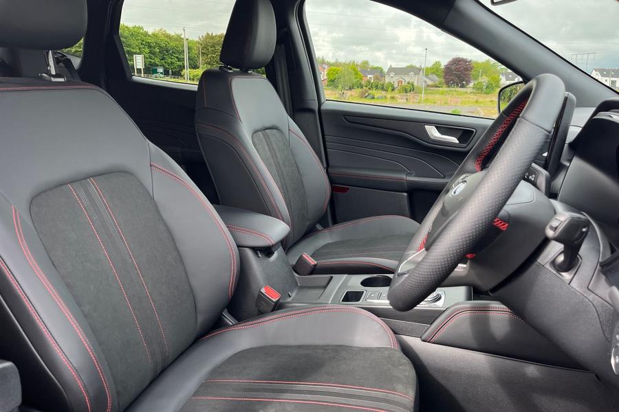 Ford KUGA Photo autoimg-5aee39a1ca837f2ecb6336510fe754c18286a41d.jpg