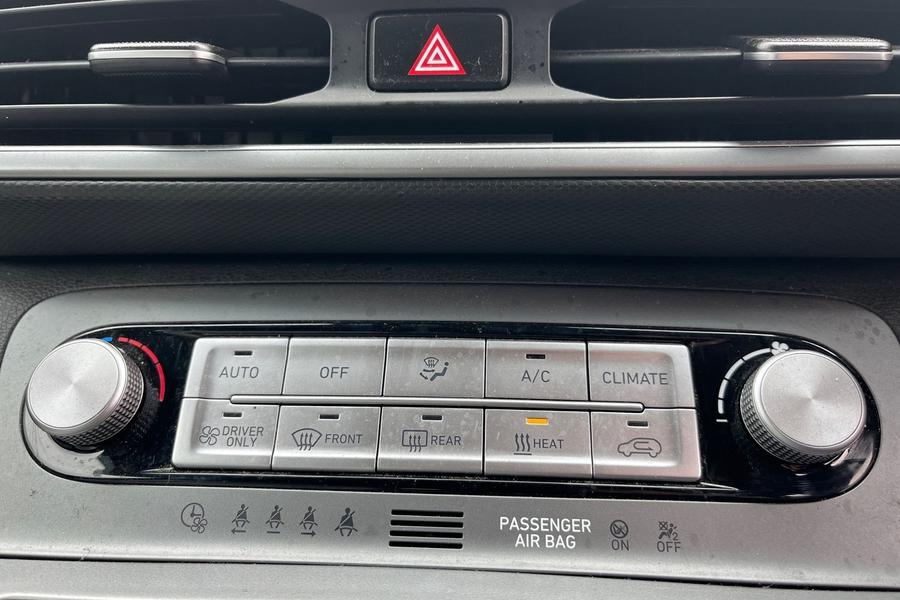 Hyundai KONA Photo autoimg-5af17049a6bb164fe27f686e48bc391275bb1f77.jpg