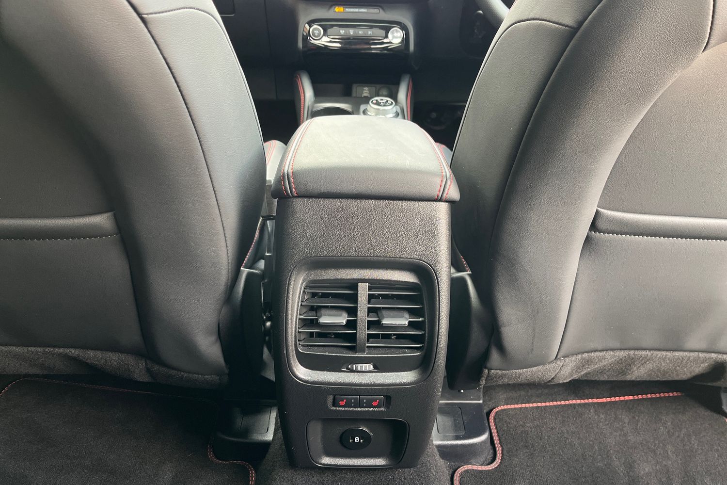 Ford Kuga Photo 28