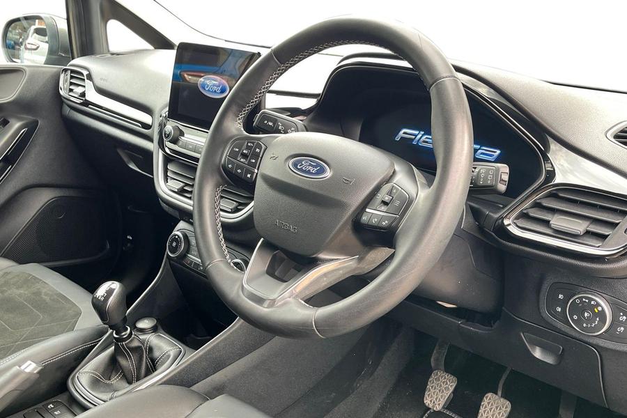 Ford Fiesta Photo autoimg-5af26895306188e6abea5f98a0658e246b3027ee.jpg