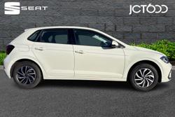 VOLKSWAGEN Polo Photo 4