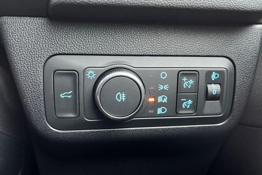 Used Ford Kuga HV25FKJ 38