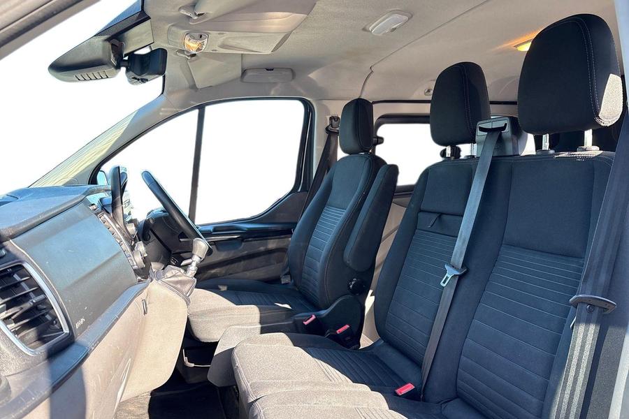 Ford Transit Custom Photo autoimg-5af53bc66f397db6726d762cb00e569f35c9a280.jpg