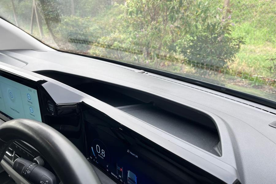 Ford TRANSIT CUSTOM Photo autoimg-5af5e6419f2f5563023f12ec892560b1b868156a.jpg