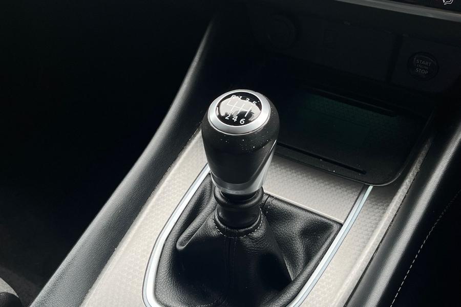 Nissan QASHQAI Photo autoimg-5af88d17d48a4f1b318778b4b00d36ad80217820.jpg