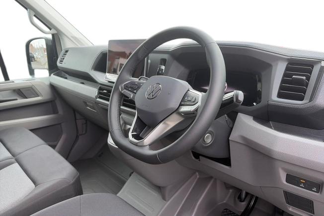 VOLKSWAGEN Crafter Photo 10