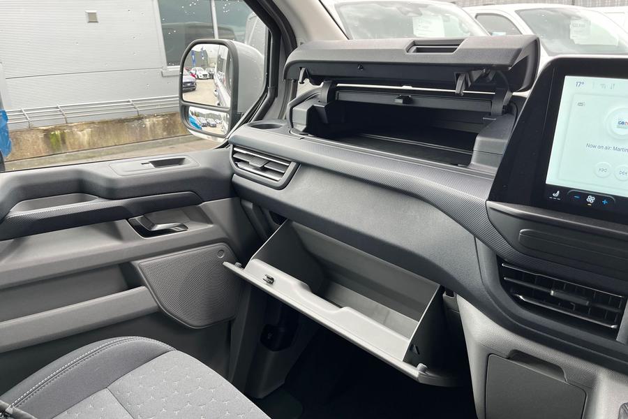 Ford TRANSIT CUSTOM Photo autoimg-5afc9ca81df81984634efd1be007b87f24aa96f4.jpg