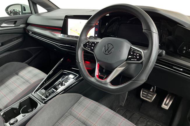 VOLKSWAGEN Golf Photo 6