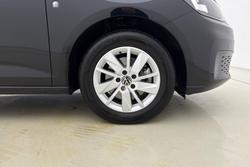 VOLKSWAGEN Caddy Maxi Photo 5