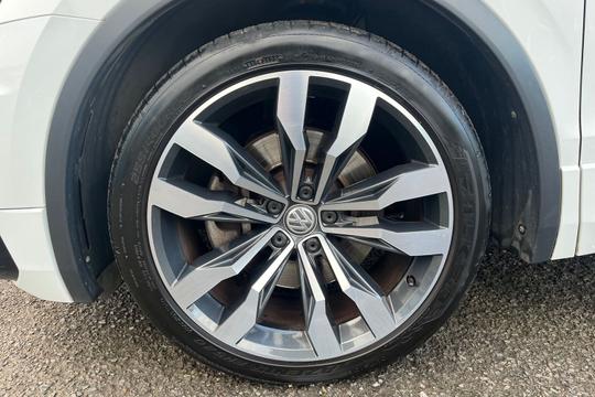 Volkswagen Tiguan Photo autoimg-5b05bf4fb46afa7fedf0331c4222fb58b88e1fb9.jpg