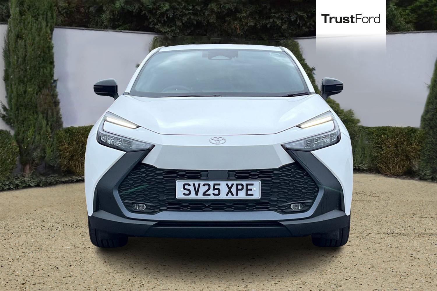 Toyota C-HR Photo 5
