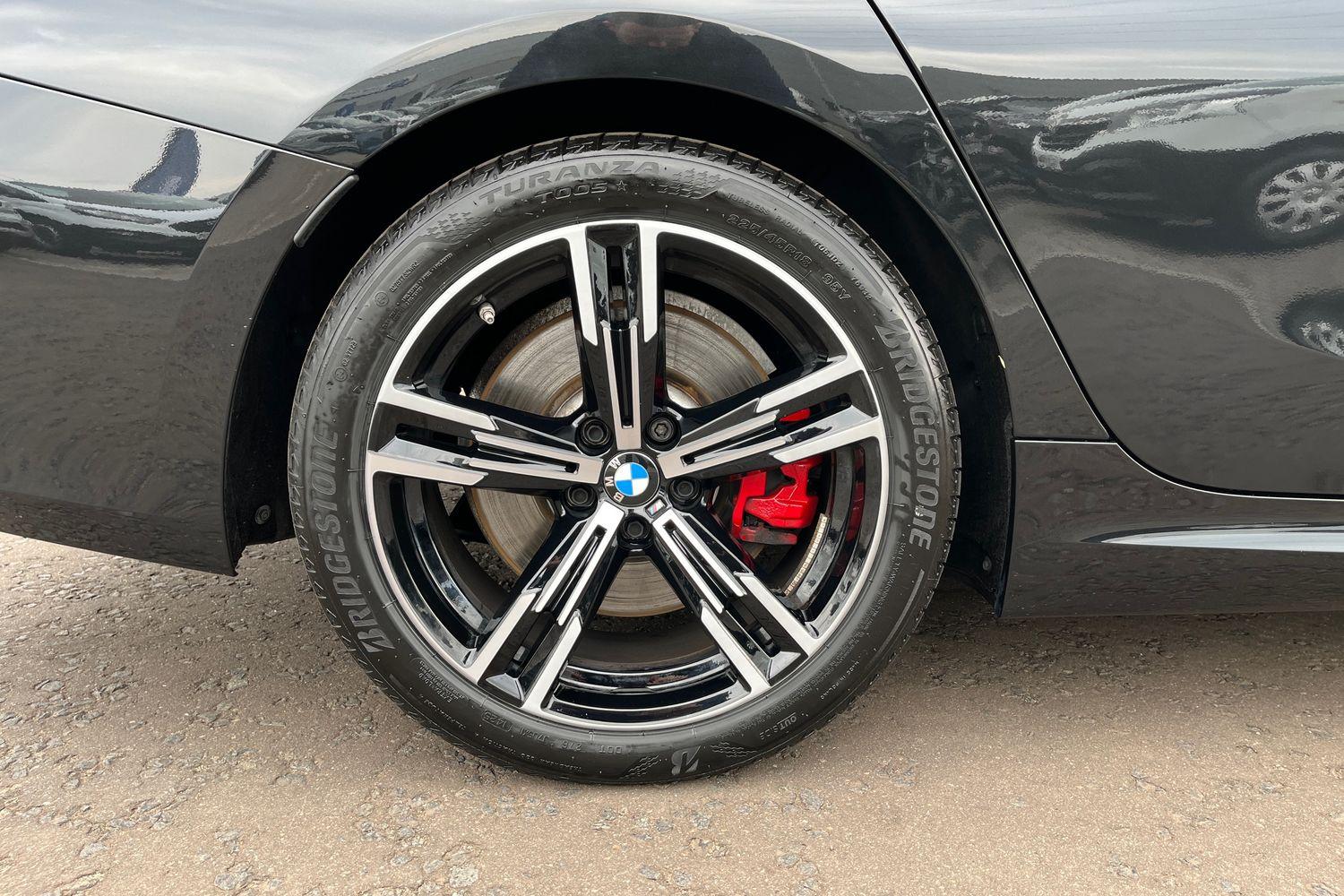 BMW 3 Series Photo 7