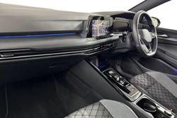 VOLKSWAGEN Golf Photo 2