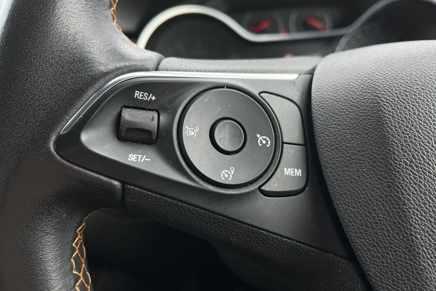 Vauxhall Crossland X Photo 32