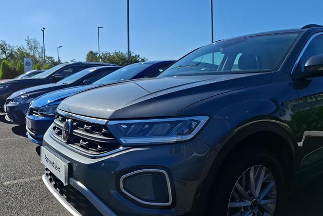 VOLKSWAGEN T-Roc Photo 19