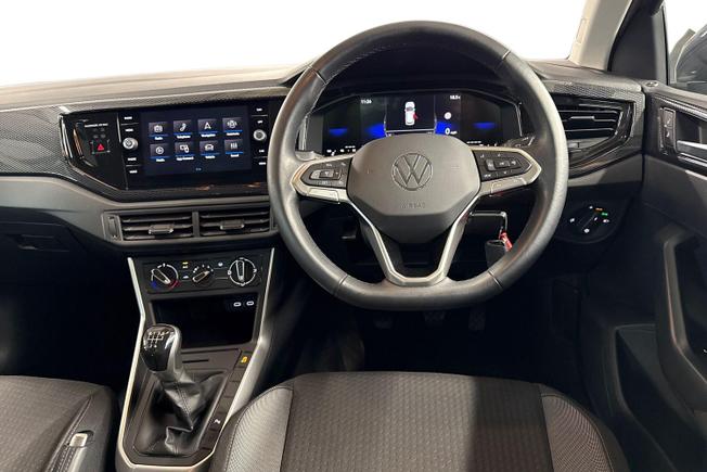 VOLKSWAGEN Polo Photo 11