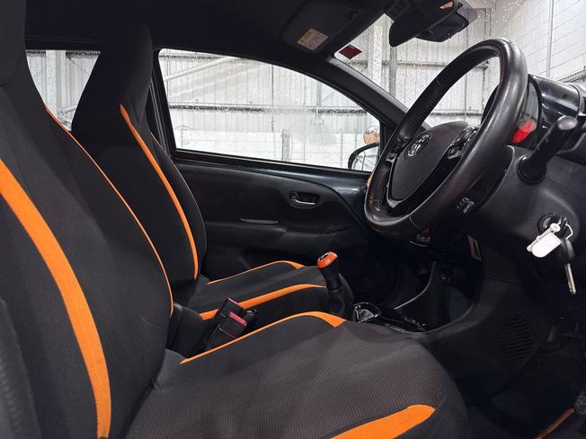 TOYOTA Aygo Photo 58