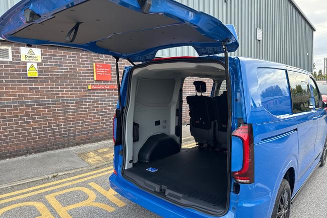 VOLKSWAGEN Transporter Kombi Photo 22