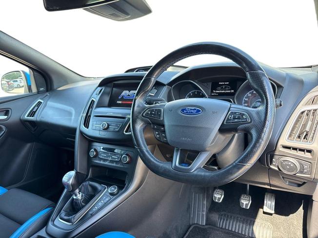 FORD Focus Photo 6