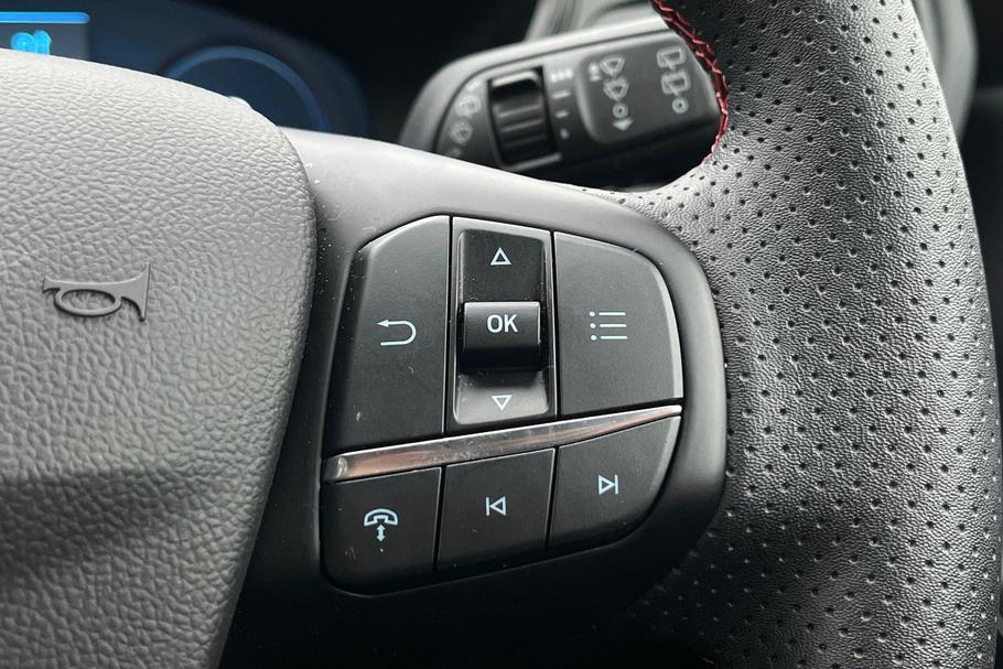 Used Ford Kuga WN25HTF 36