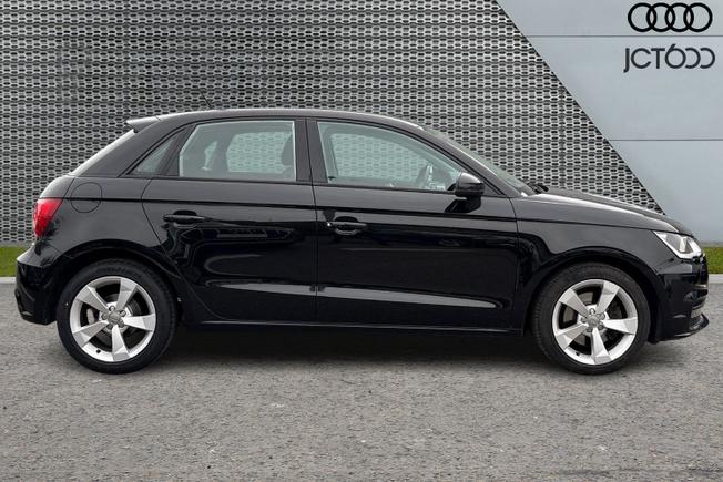 Audi A1 Photo 4