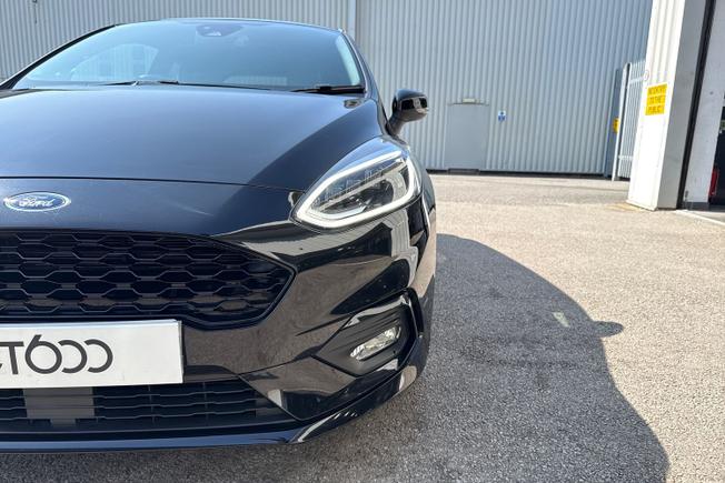 FORD Fiesta Photo 29