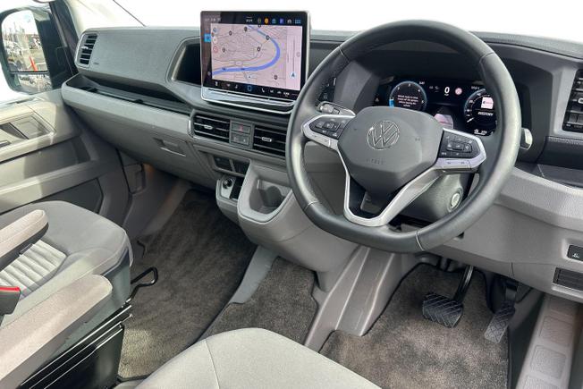 VOLKSWAGEN Grand California Photo 6